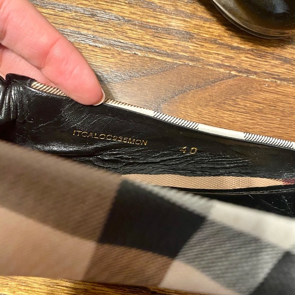 Patent Black Burberry Flats - Picture 4 of 5